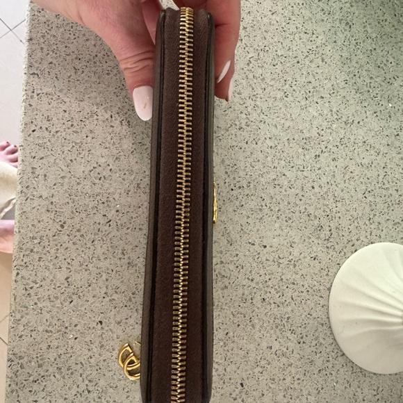 Gucci Beige and Brown Wallet with Green and Red Stripe - Picture 9 of 9